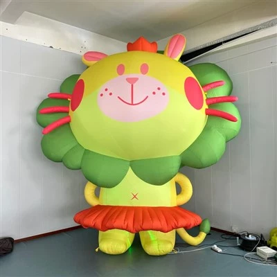 Dejlig tegneserie Løvernes Konge oppustelig maskot